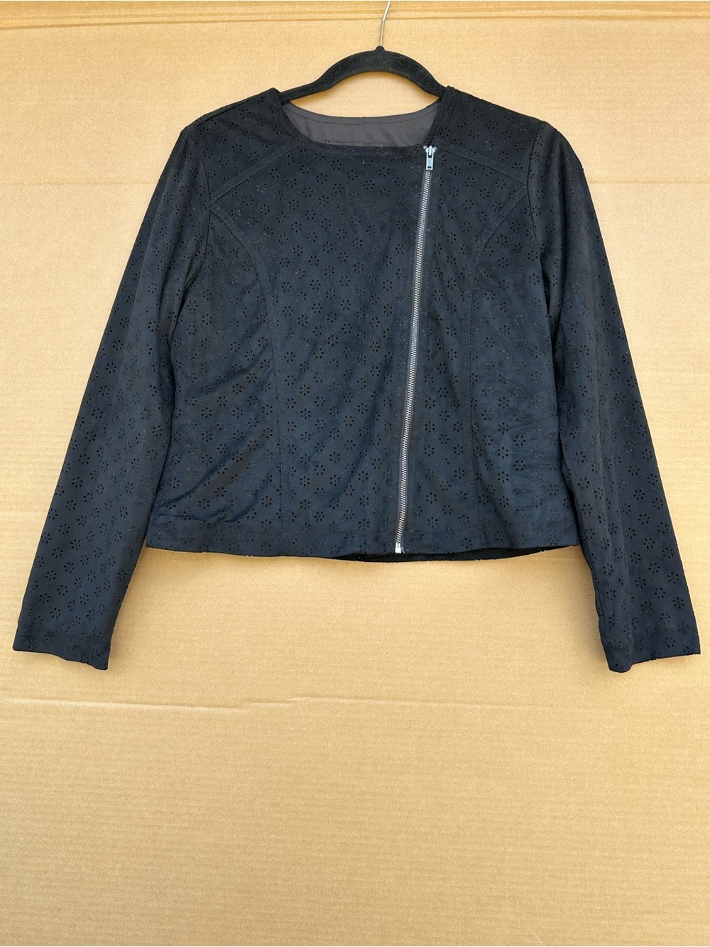Justice for Girl Zipper Sweater Jacket Black sz 16/18 Lightweight Eyelet